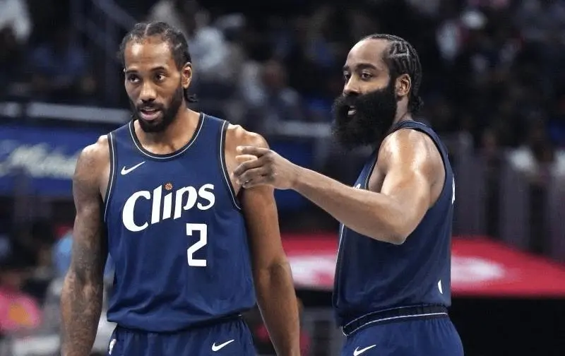 的续约合同, 小贾伦杰克