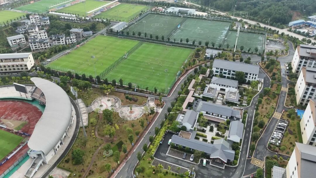 定南便举办, img, 而这些游客